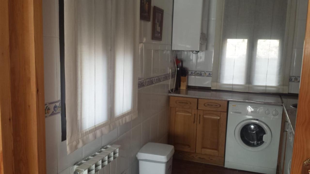 Casa Rural El Maestro I Navalosal Екстериор снимка